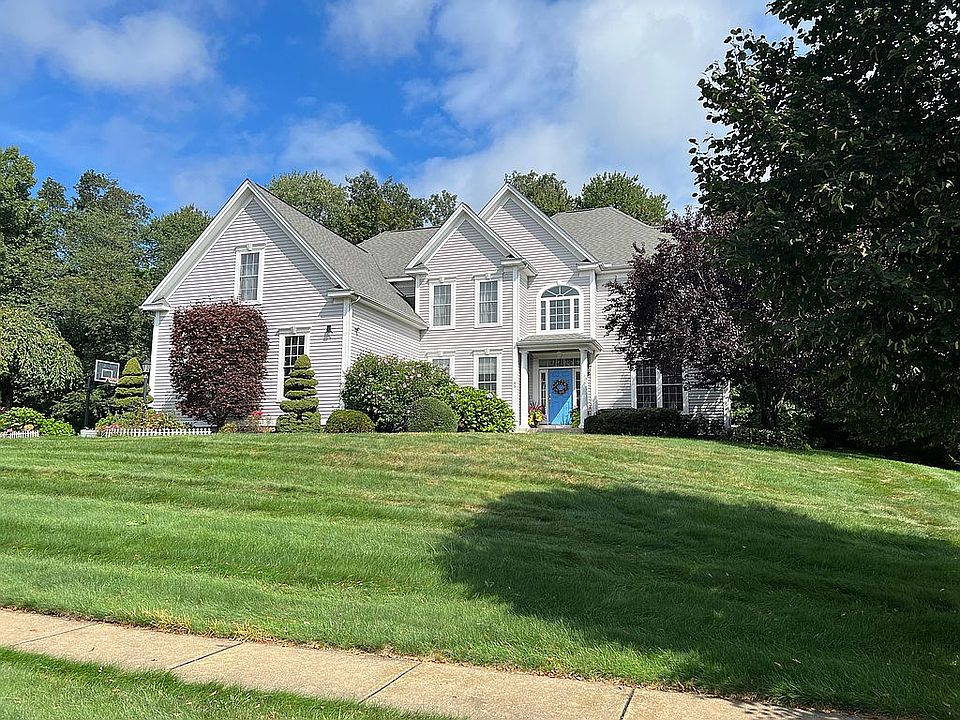 1st image of 45 Sweet Meadow Dr