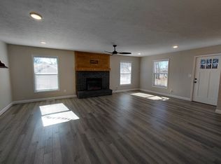 1718 Sanders Rd, Waynesville, MO 65583