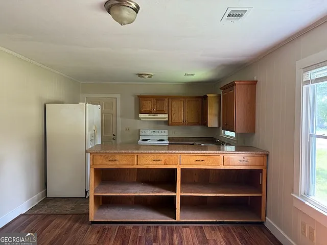 2 bed, 1.0 bath, 996 sqft, $1,200 — Photo 2