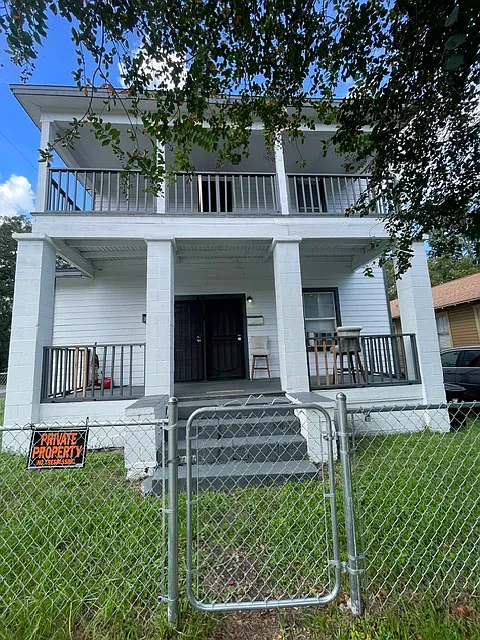 3 bed, 1978 sqft, $1,450 — Photo 3