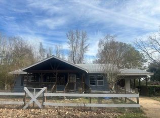 1634 Spring Hill Rd, Lumberton, MS 39455