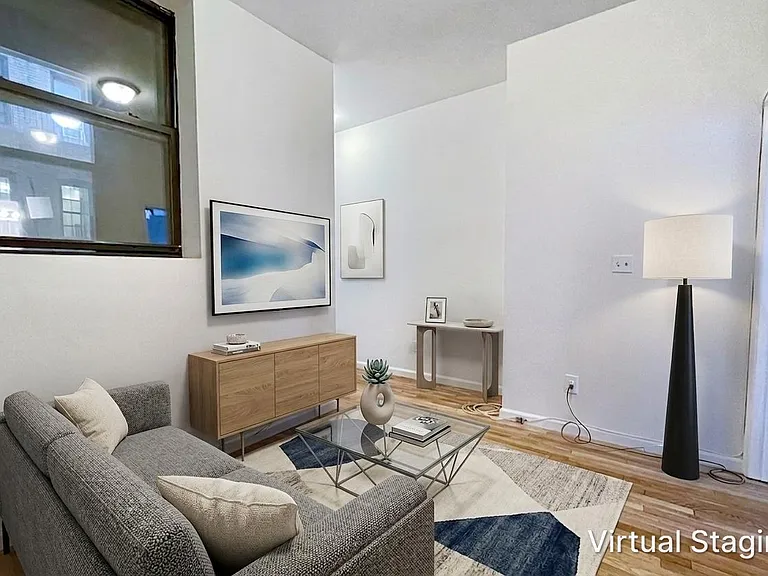 100 W 67th St #4SE — Photo 3