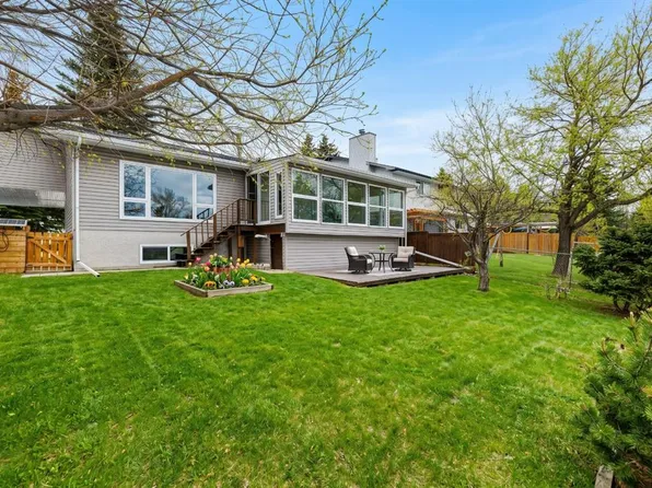38 NE Sundance Pl SE, Airdrie, AB T4B 1T1