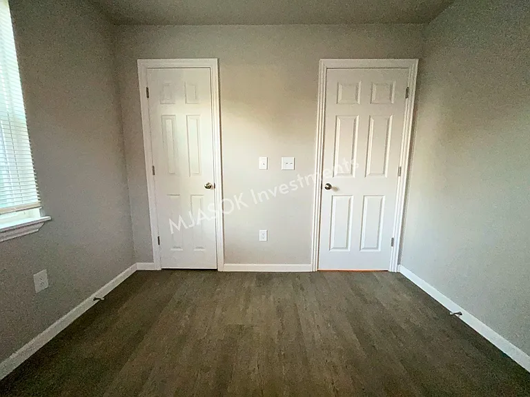 1808 NW Taft Ave — Photo 15