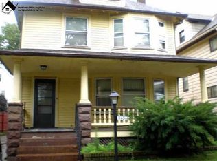 9409 Columbia Ave, Cleveland, OH