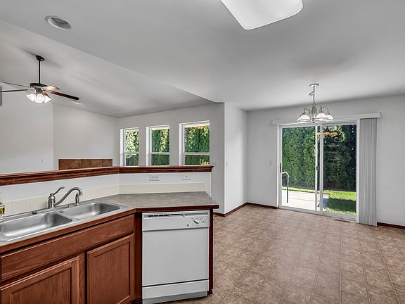 8168 N Ainsworth Dr - Kitchen and Dining Area_08122022