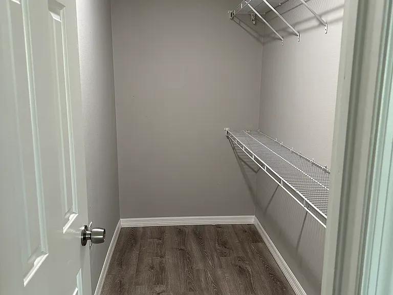 547 Black Lion Dr NE — Photo 5