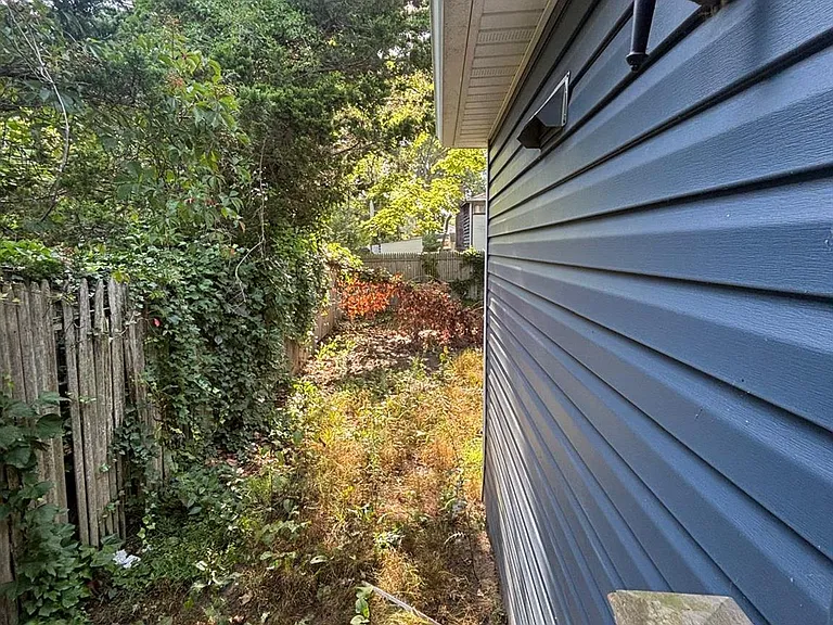141 Huguenot Dr — Photo 14