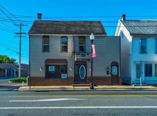 226 E Main St FLOOR 1, Waynesboro, PA 17268