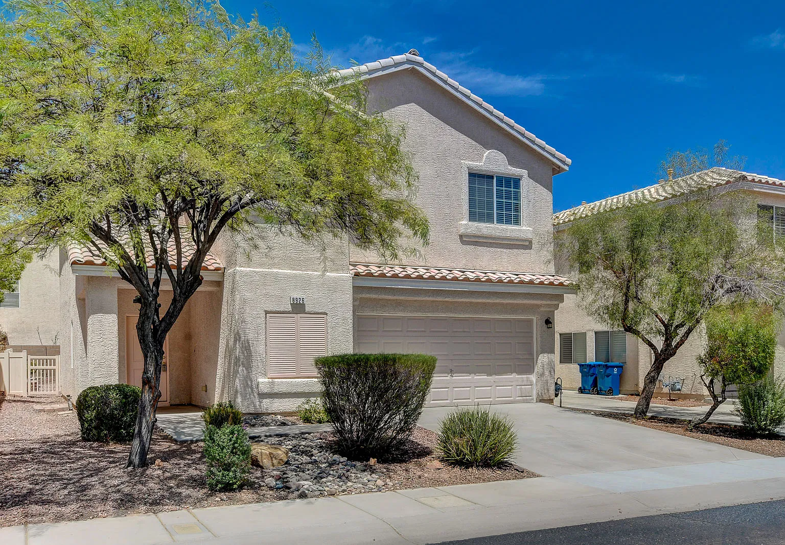 3 bed, 2.5 bath, 1796 sqft, $1,895 — Photo 3