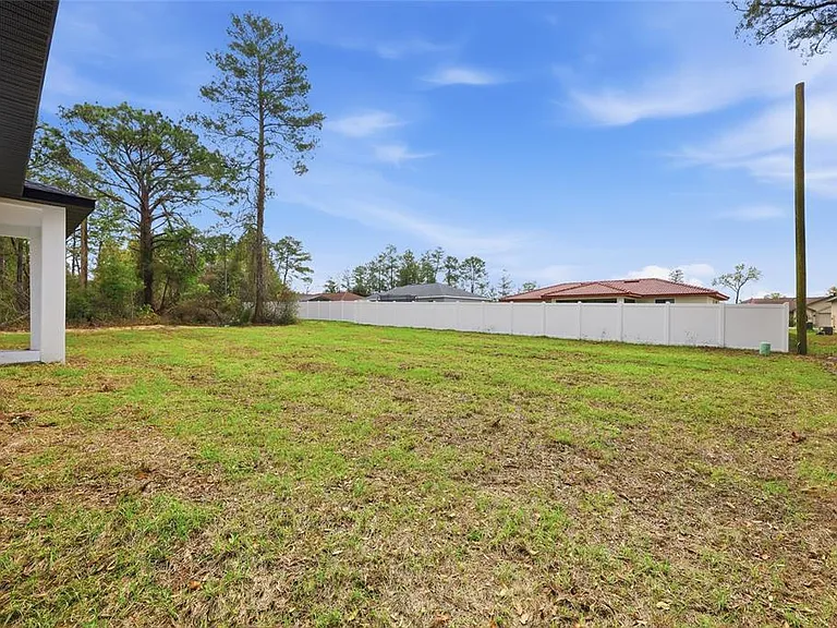 4444 SW 151st Pl — Photo 33