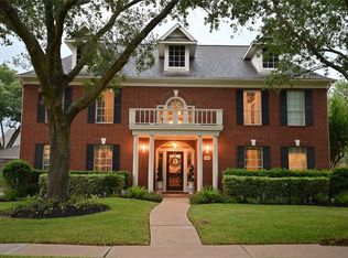7419 Summer Trail Dr, Sugar Land, TX 77479