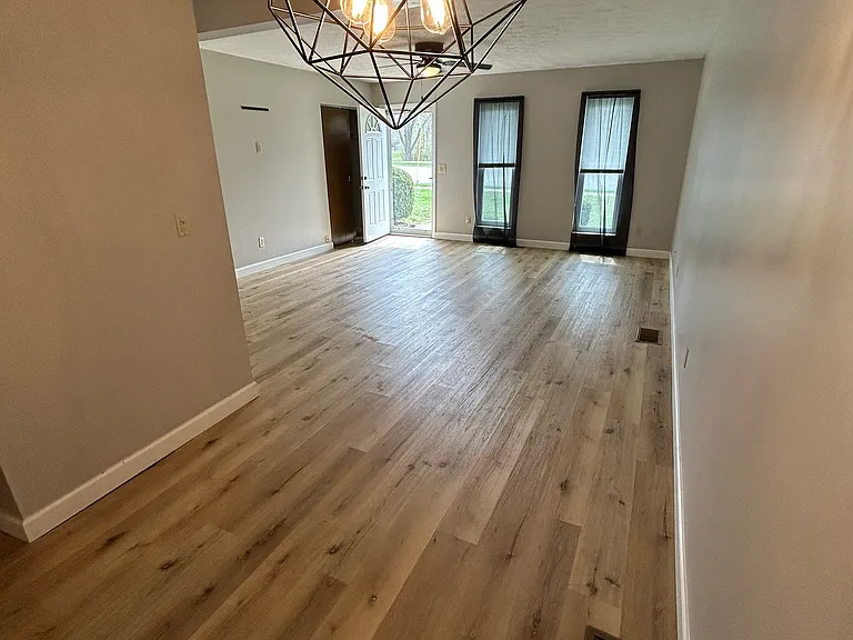 5200 Capitol Hill Dr #B — Photo 20