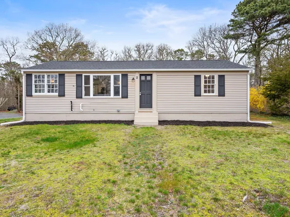2 Chris Way, South Dennis, MA 02660