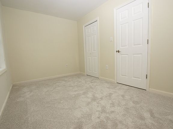 5th image of 77 Bunker St #3