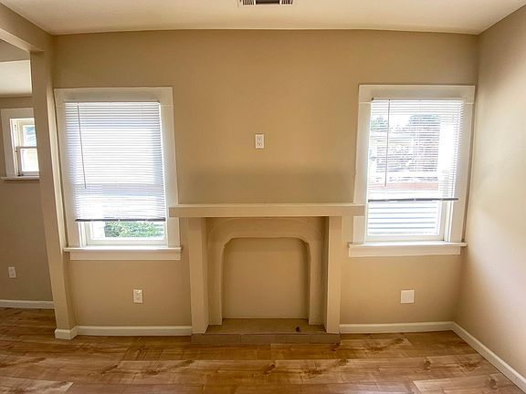 Decorative Fireplace in Living Room