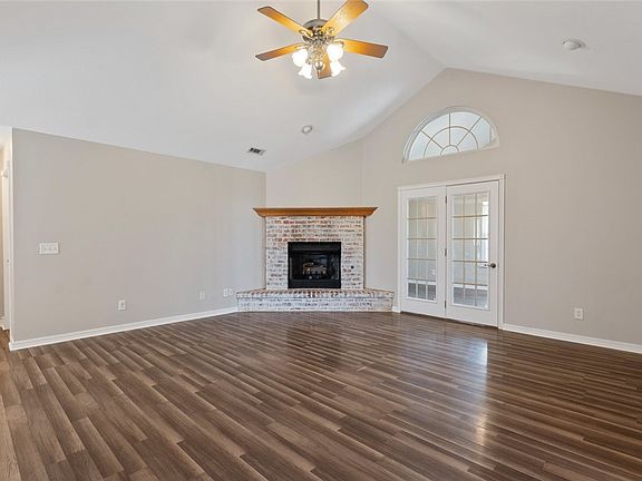 4th image of 64 Briarmeadow St