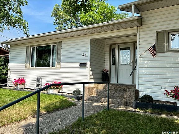 2nd image of 34 Clare Ave