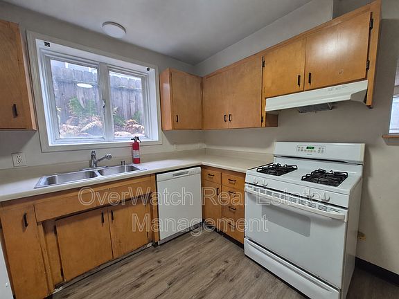 5th image of 1507 W 45th Ave APT 2