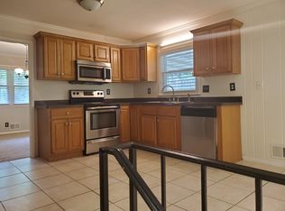 5570 Woodside Dr SW, Atlanta, GA 30331