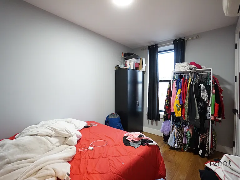 1160 Rogers Ave #3F — Photo 12