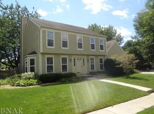 48 Gloucester Cir, Bloomington, IL 61704