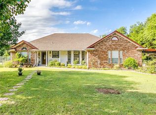 4000 Walnut Ln, Midlothian, TX 76065