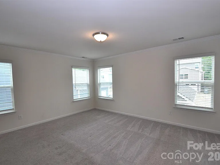 536 Laurel Walk Ln — Photo 20