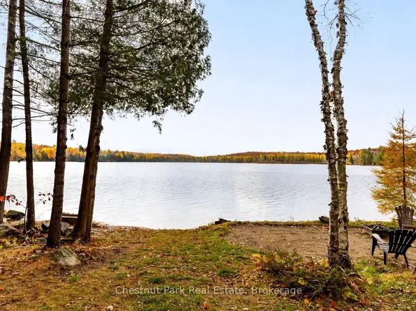 275 N Menominee Lake Rd, Lake Of Bays, ON P1H 2J3