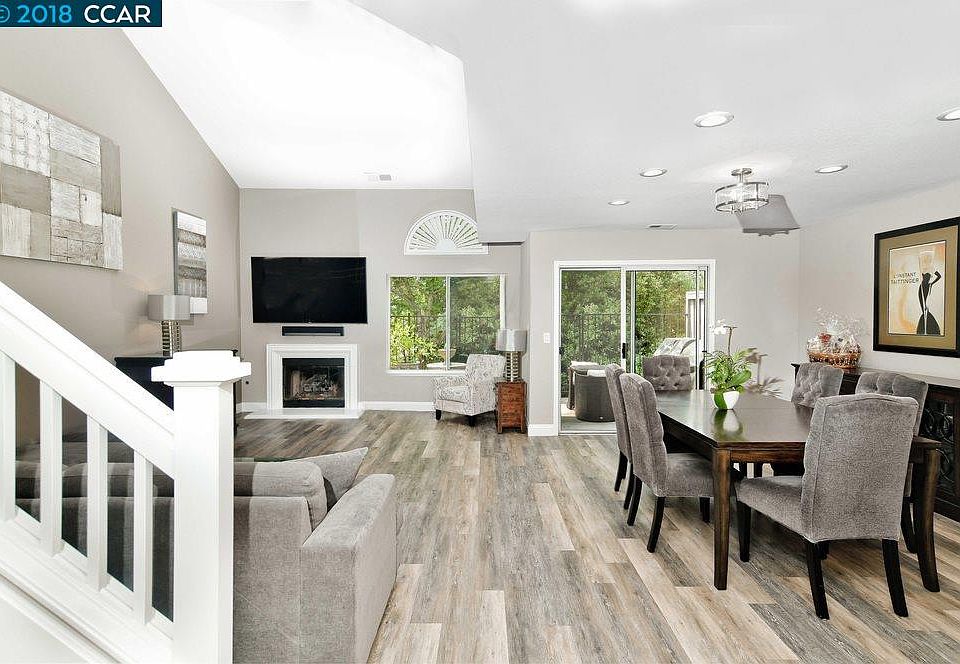 1st image of 403 Camino Arroyo
