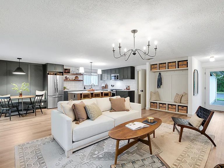 10735 SW Pathfinder Way — Photo 4