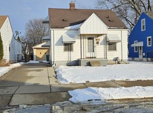 22448 Lambrecht Ave, Eastpointe, MI 48021