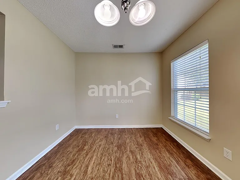 418 Dovetail Cir — Photo 6