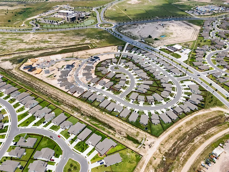 Belterra at Tres Lagos — Photo 43