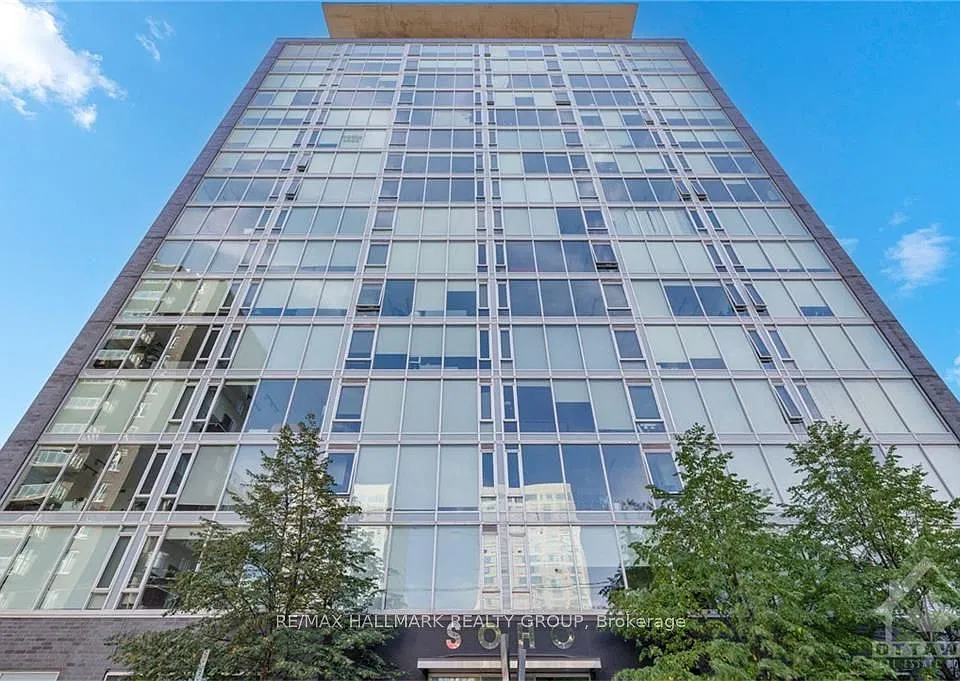 300 Lisgar St #605