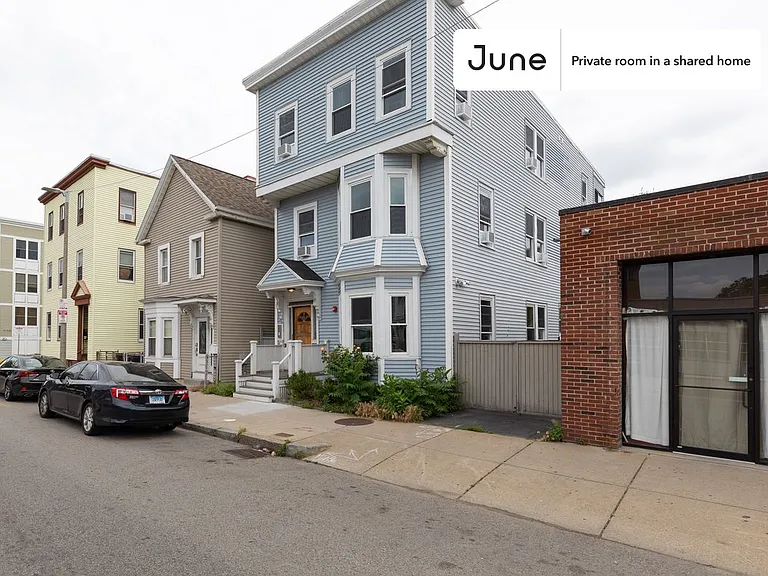 114 Boston St #B — Photo 14