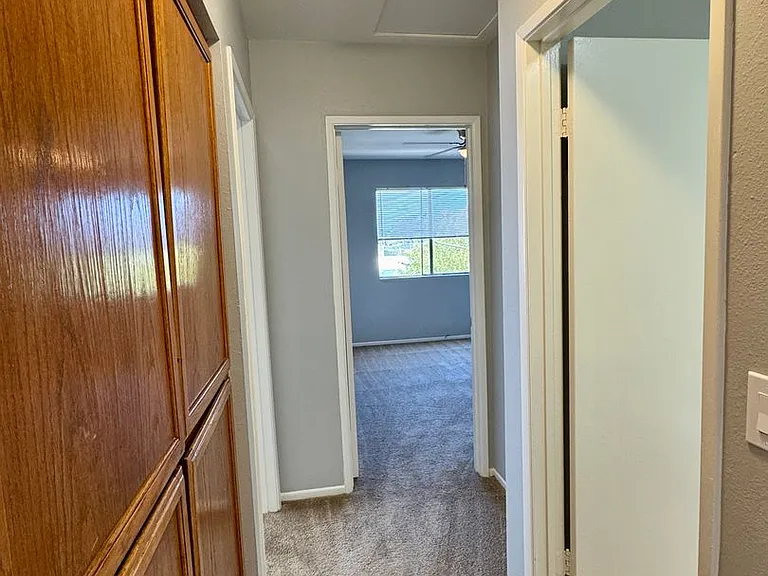 3633 Marlborough Ave — Photo 11