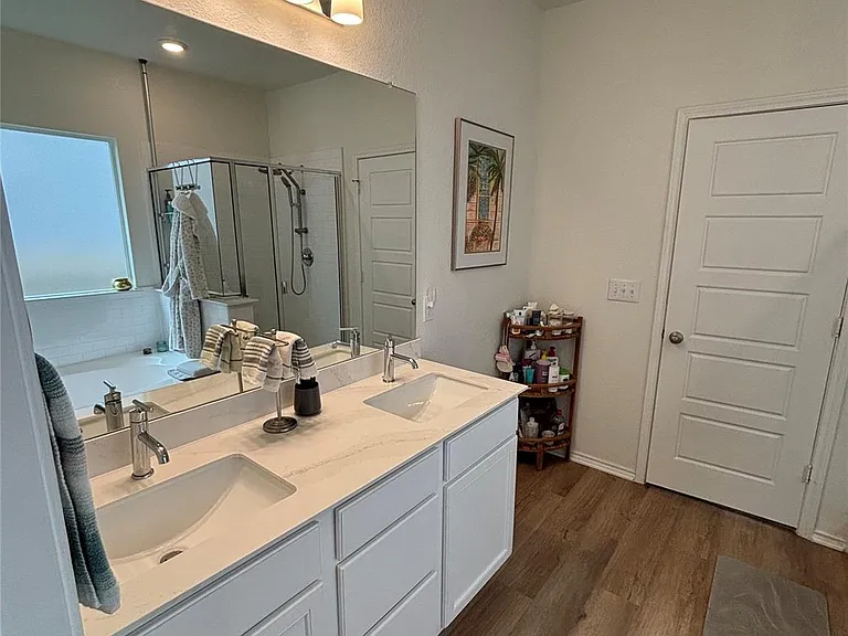 8013 Philbrook Dr — Photo 29
