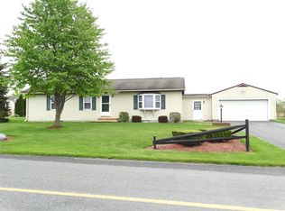 195 Rock Rd, Ephrata, PA 17522