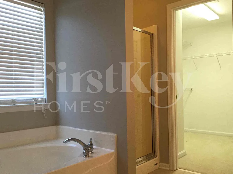 126 Center Point Dr — Photo 21