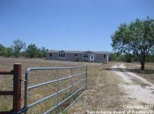 225 Quail Run, Lytle, TX 78052