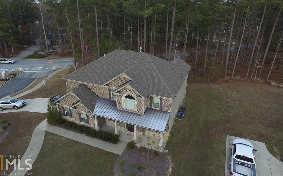 2nd image of 1262 English Manor Cir