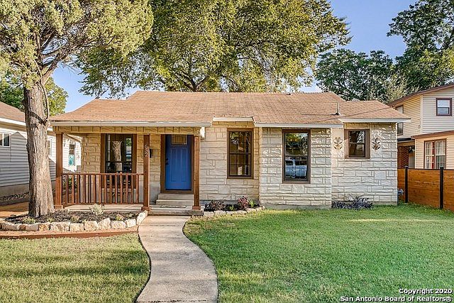 1st image of 652 Barrett Pl