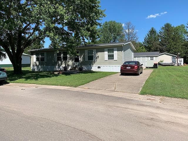 1st image of 1100 Villa Cir