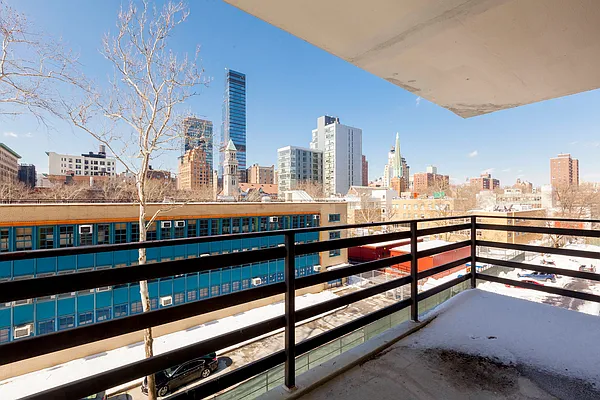 Rented by PWV Acquisitions | media 19