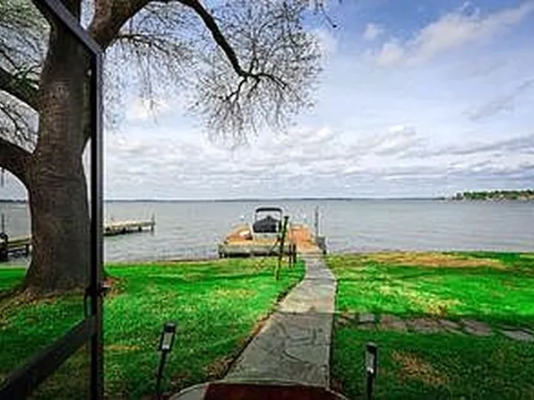 1422 Bowsprit Point, Willis, TX 77318