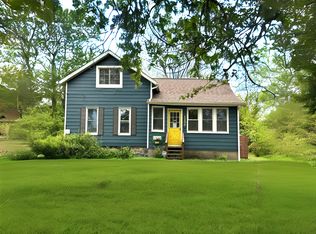 5366 Sawyer Rd, Sawyer, MI 49125