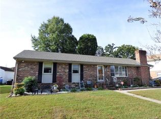 921 Yorkshire Rd, Colonial Heights, VA 23834