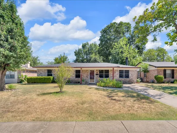 2210 Starlite Ln, Irving, TX 75061