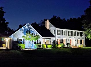 2 Menlo Dr, Whitehouse Station, NJ 08889